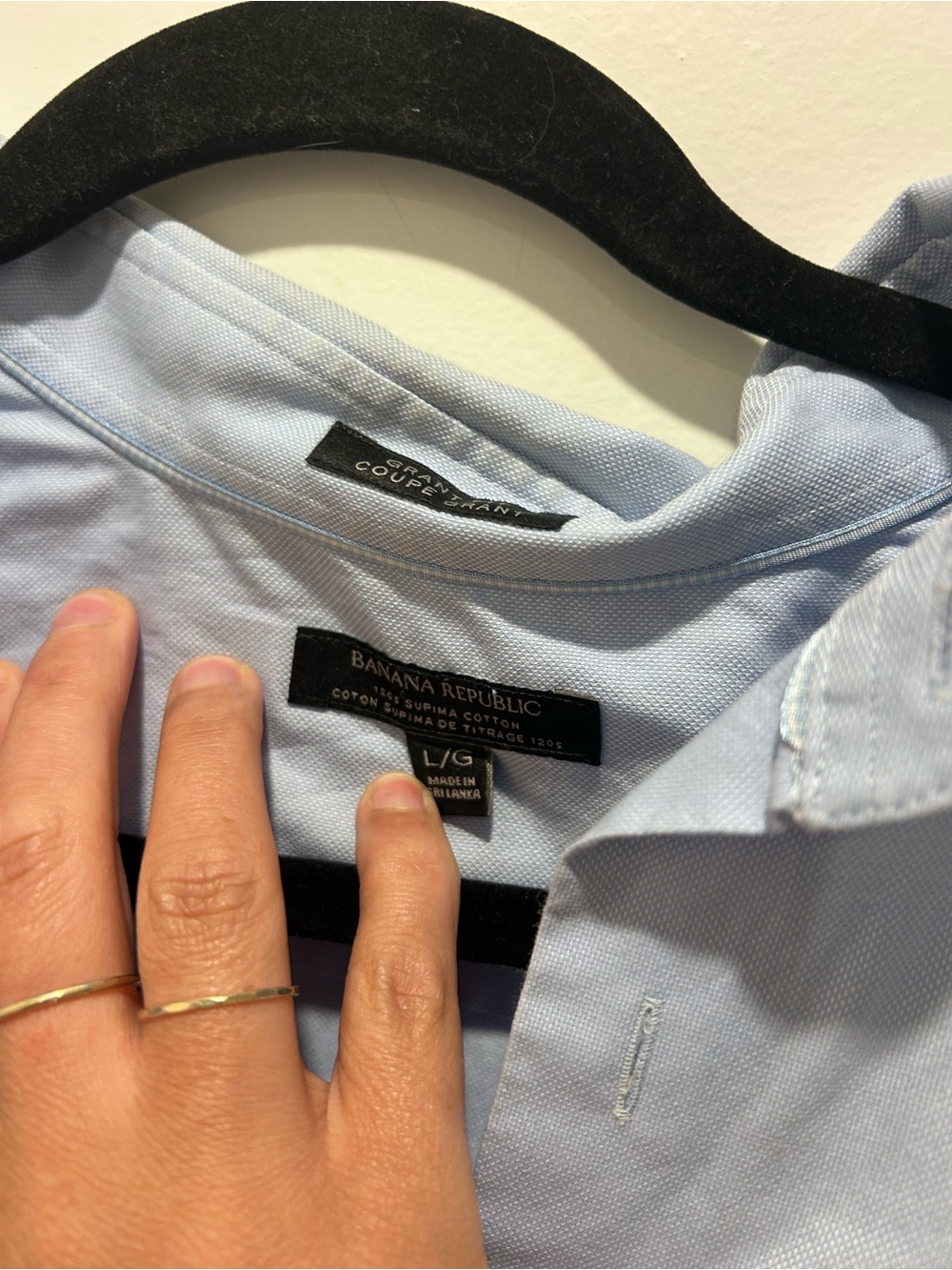 Banana Republic Men's Light Blue Button-Down Shirt